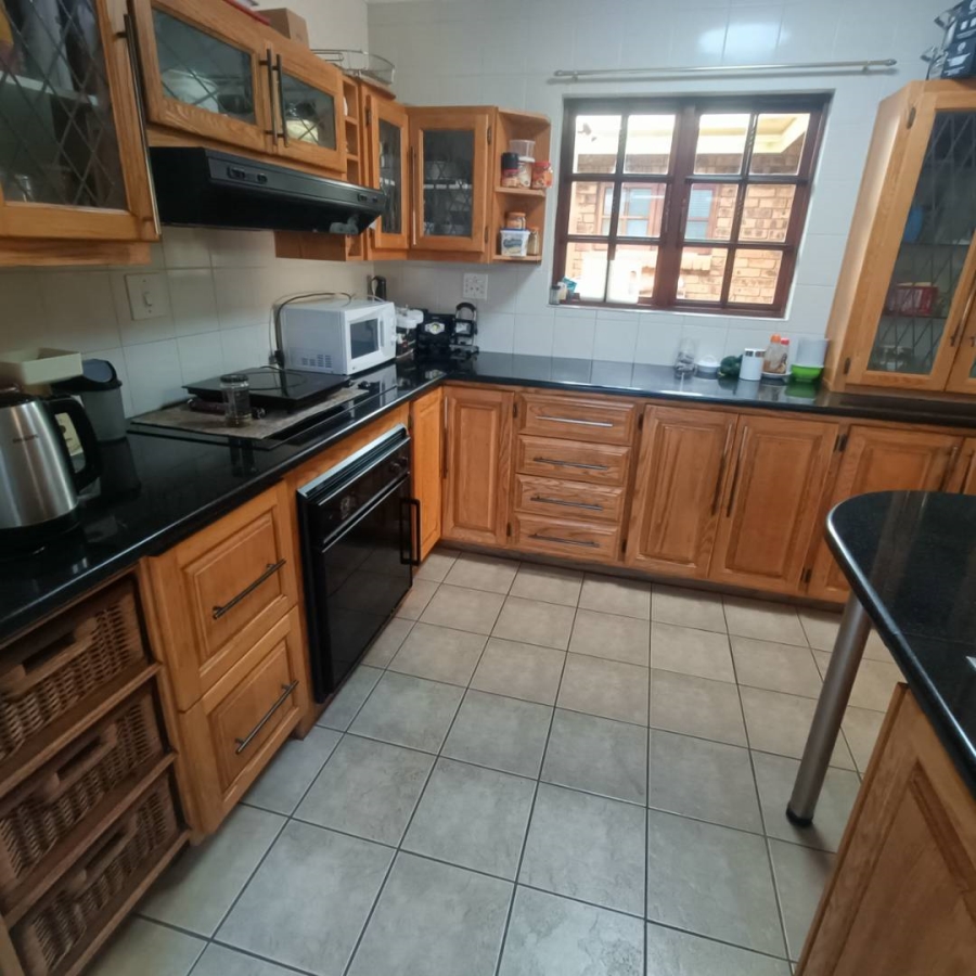 3 Bedroom Property for Sale in Clubview Gauteng