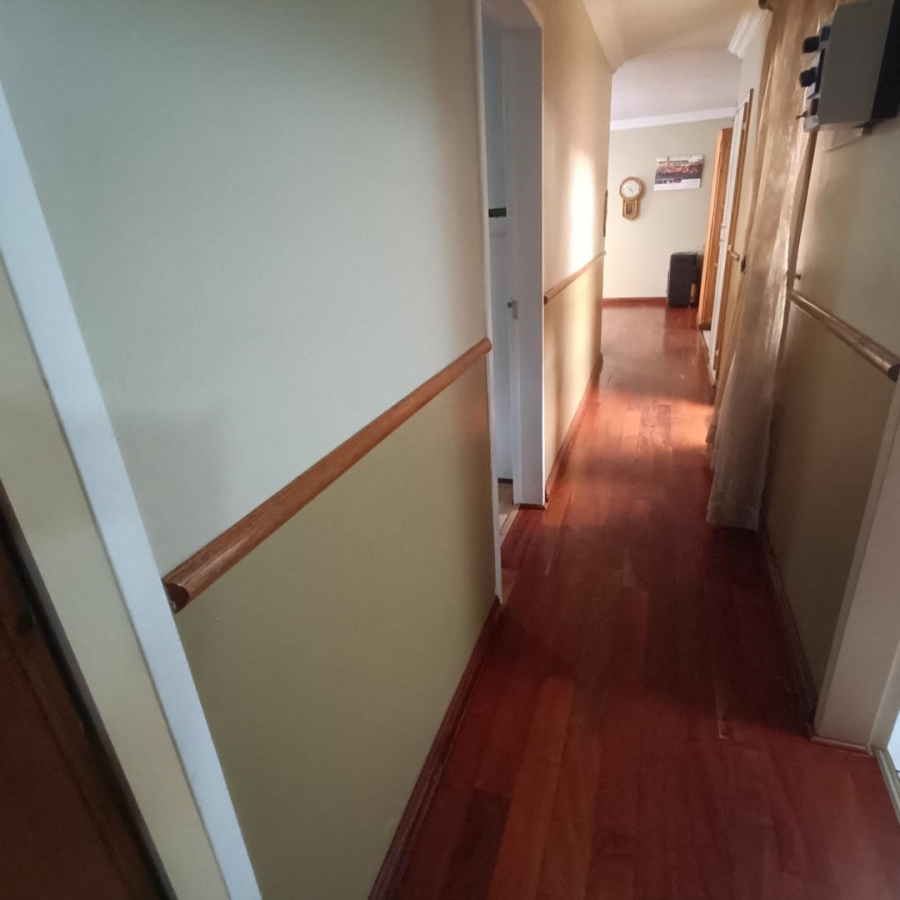 3 Bedroom Property for Sale in Clubview Gauteng