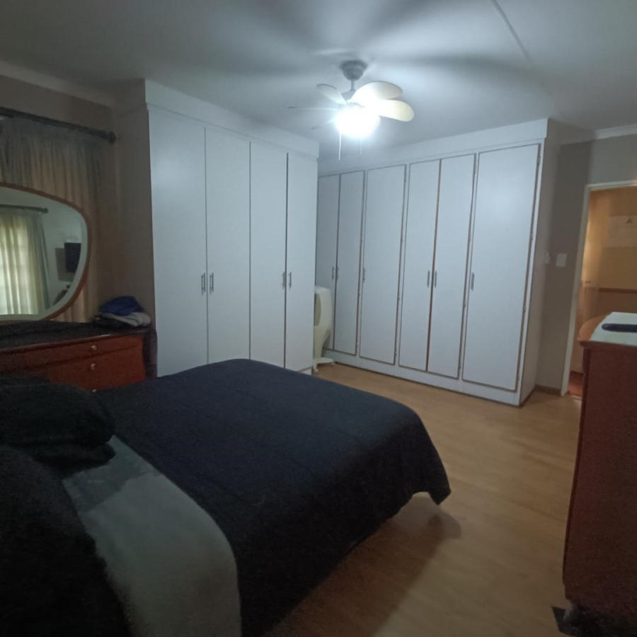 3 Bedroom Property for Sale in Clubview Gauteng