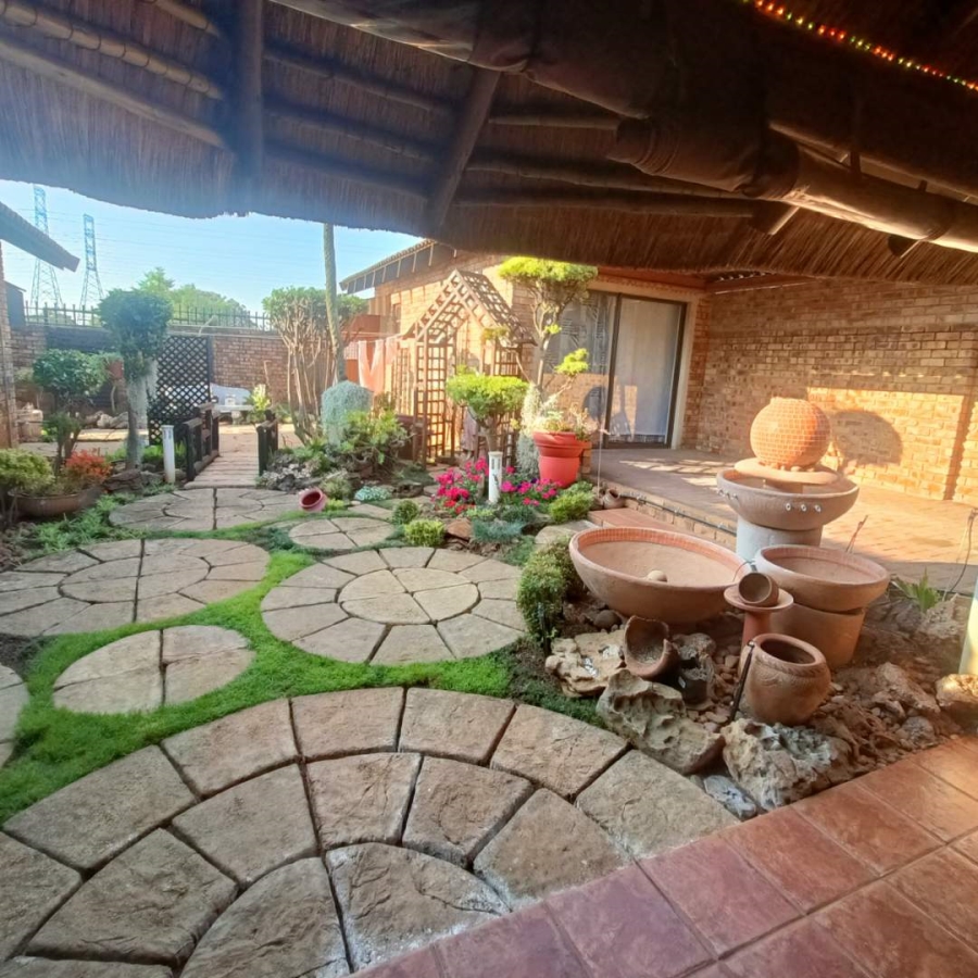 3 Bedroom Property for Sale in Clubview Gauteng