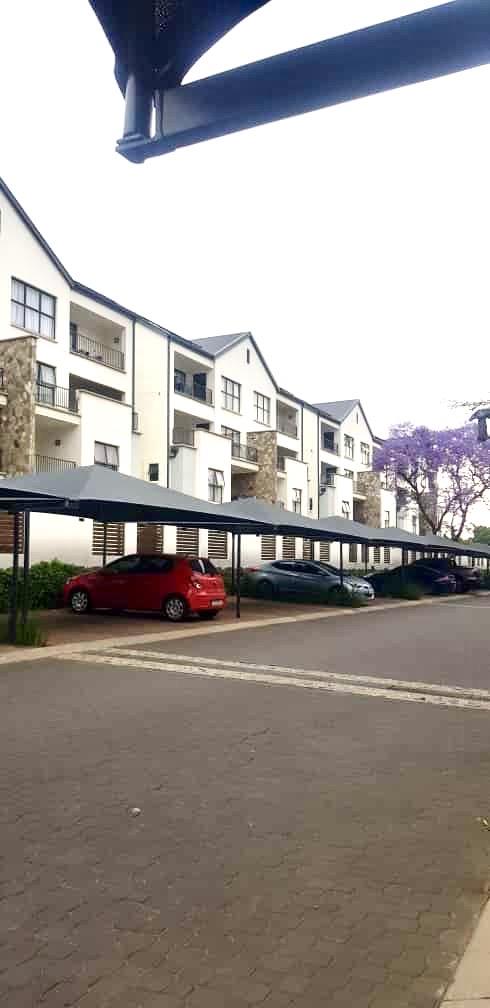 2 Bedroom Property for Sale in Crowthorne AH Gauteng