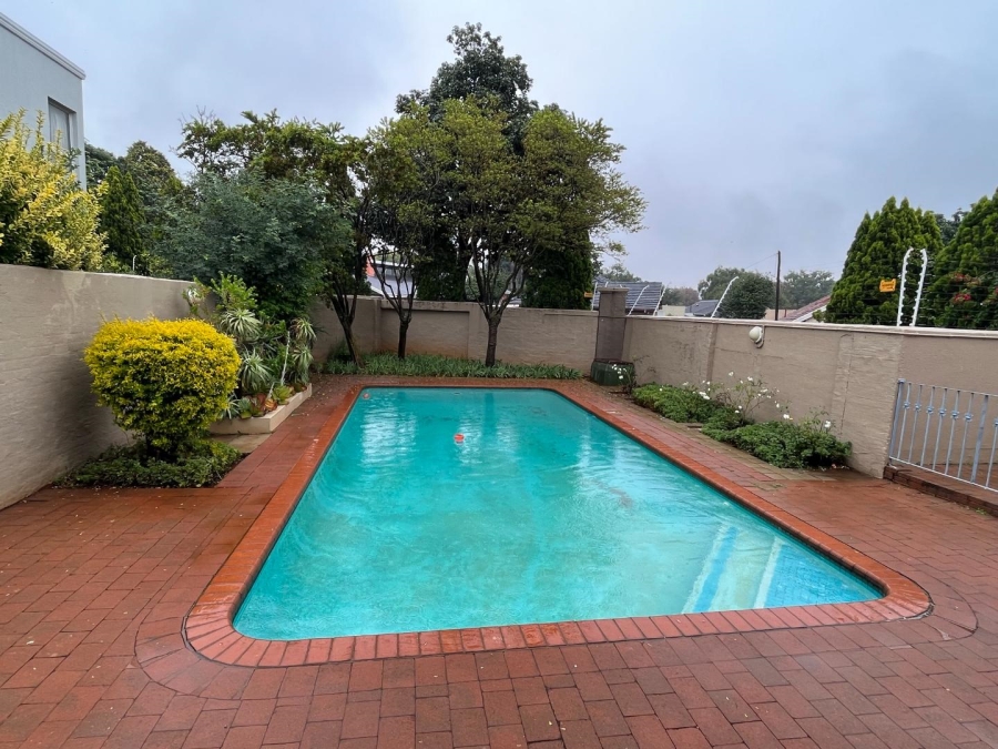 1 Bedroom Property for Sale in Montgomery Park Gauteng