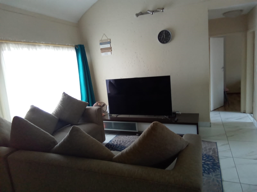 2 Bedroom Property for Sale in Ridgeway Gauteng