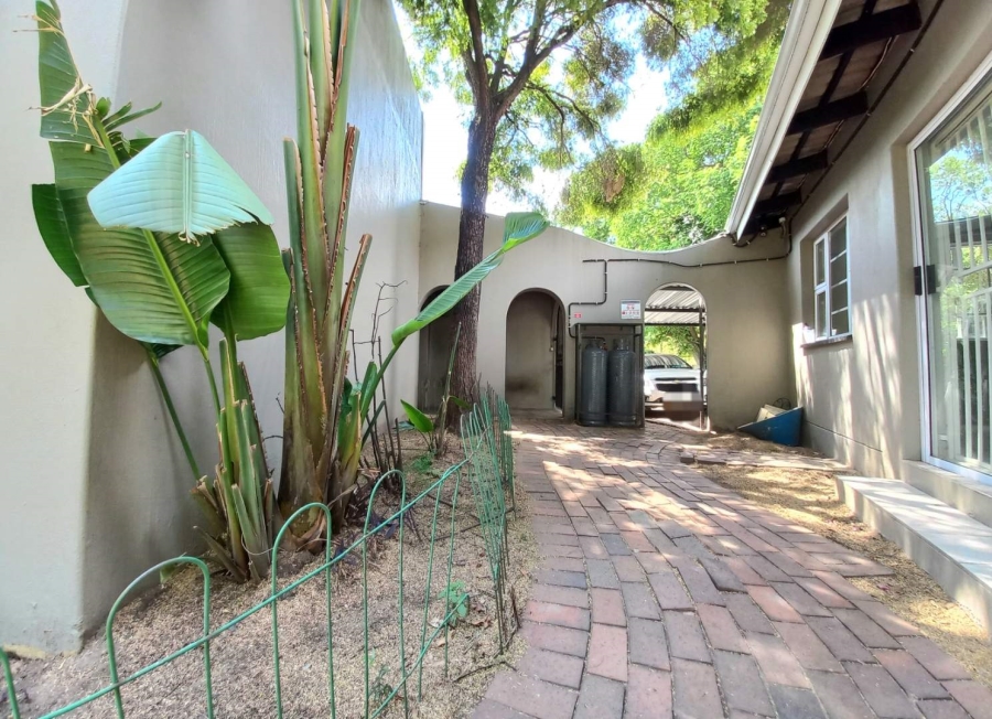 3 Bedroom Property for Sale in Strijdom Park Gauteng