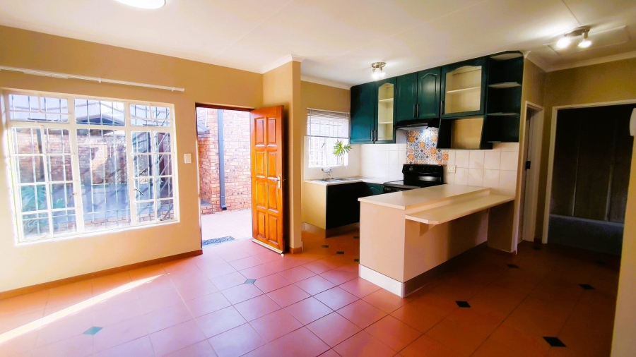 2 Bedroom Property for Sale in Elardus Park Gauteng