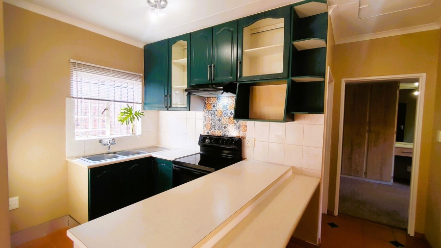 2 Bedroom Property for Sale in Elardus Park Gauteng