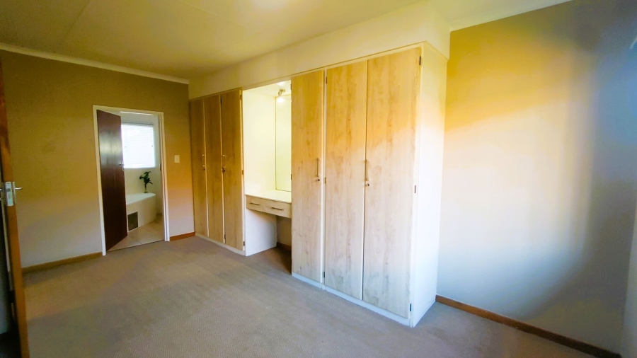 2 Bedroom Property for Sale in Elardus Park Gauteng
