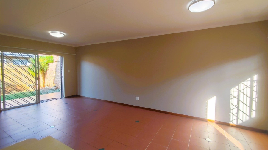 2 Bedroom Property for Sale in Elardus Park Gauteng