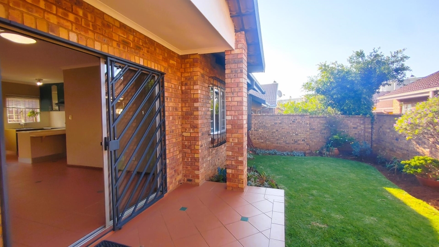 2 Bedroom Property for Sale in Elardus Park Gauteng