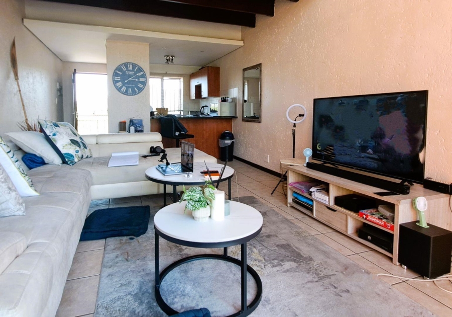 To Let 1 Bedroom Property for Rent in Darrenwood Gauteng