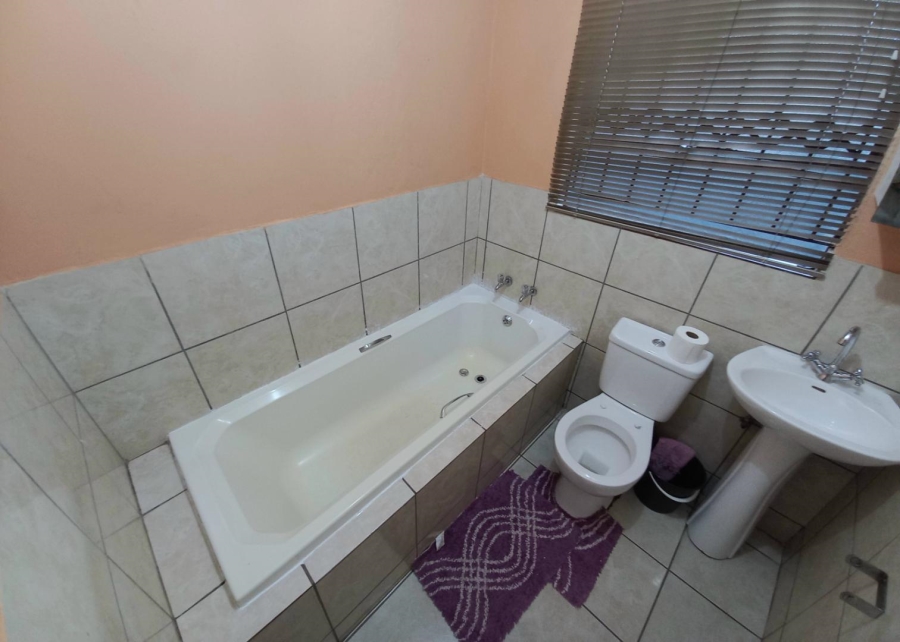 3 Bedroom Property for Sale in Atteridgeville Gauteng