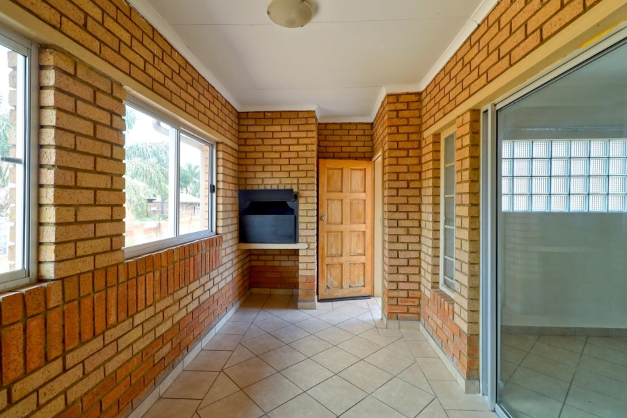 To Let 2 Bedroom Property for Rent in Montana Gauteng