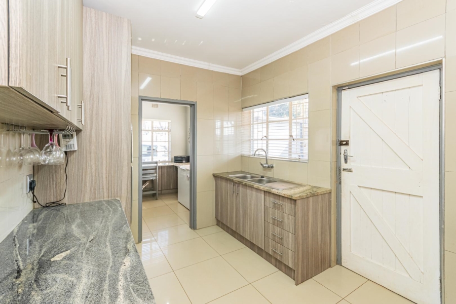 3 Bedroom Property for Sale in Discovery Gauteng