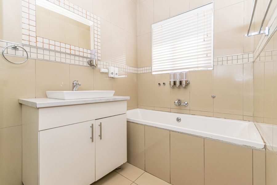 3 Bedroom Property for Sale in Discovery Gauteng