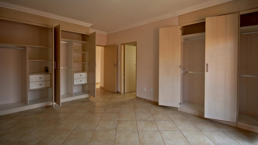 To Let 3 Bedroom Property for Rent in Olympus AH Gauteng