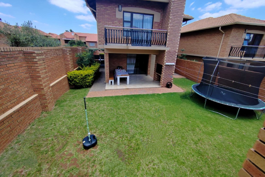 To Let 3 Bedroom Property for Rent in Olympus AH Gauteng