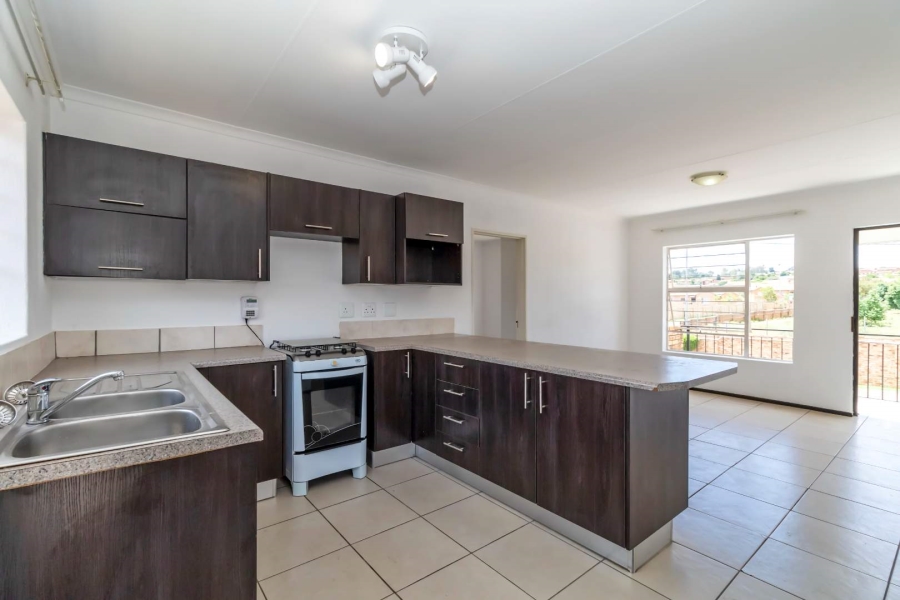 2 Bedroom Property for Sale in Honeydew Gauteng