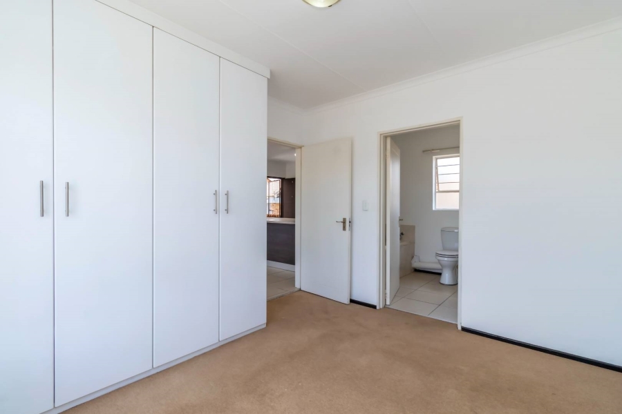 2 Bedroom Property for Sale in Honeydew Gauteng