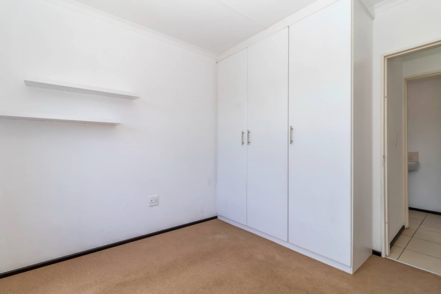 2 Bedroom Property for Sale in Honeydew Gauteng