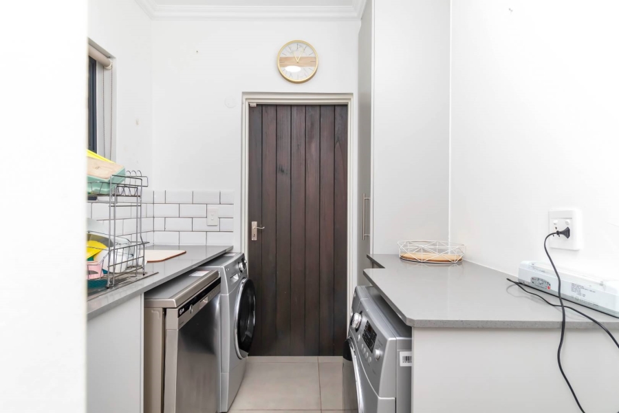 To Let 4 Bedroom Property for Rent in Allens Nek Gauteng