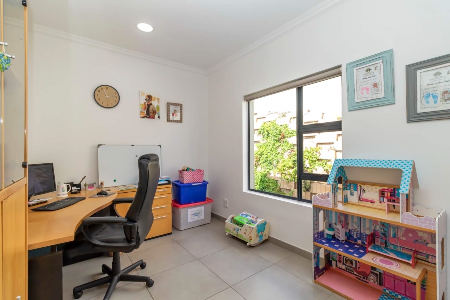 To Let 4 Bedroom Property for Rent in Allens Nek Gauteng
