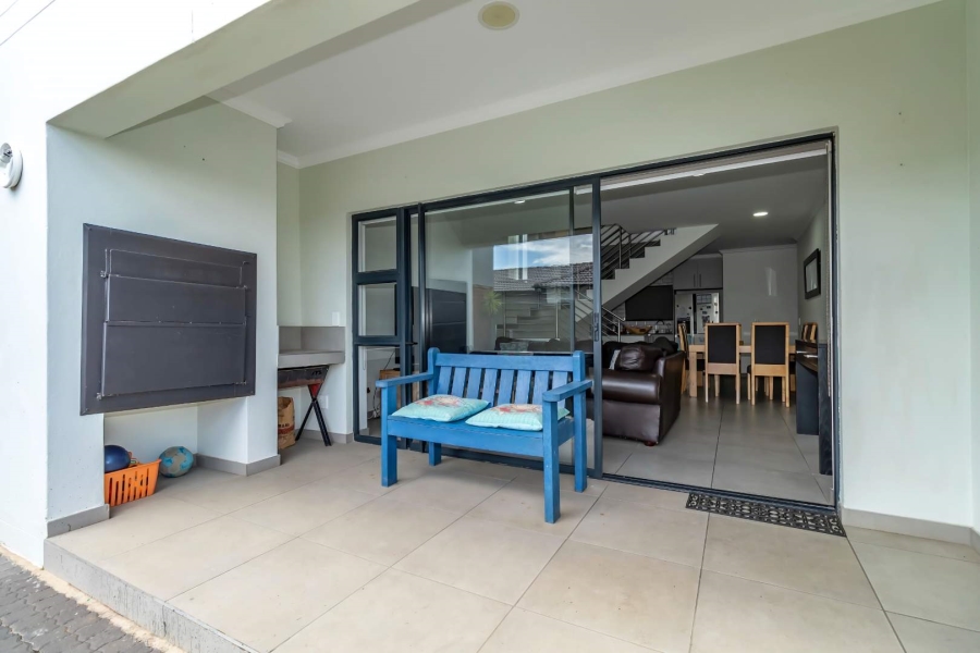 To Let 4 Bedroom Property for Rent in Allens Nek Gauteng