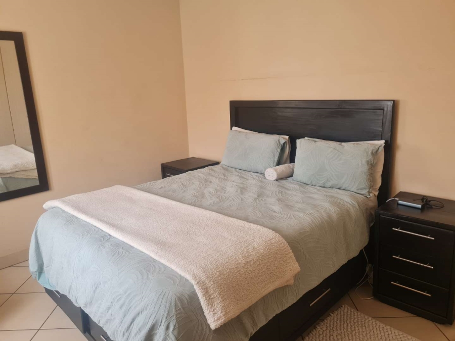 To Let 3 Bedroom Property for Rent in Thatchfield Hills Gauteng