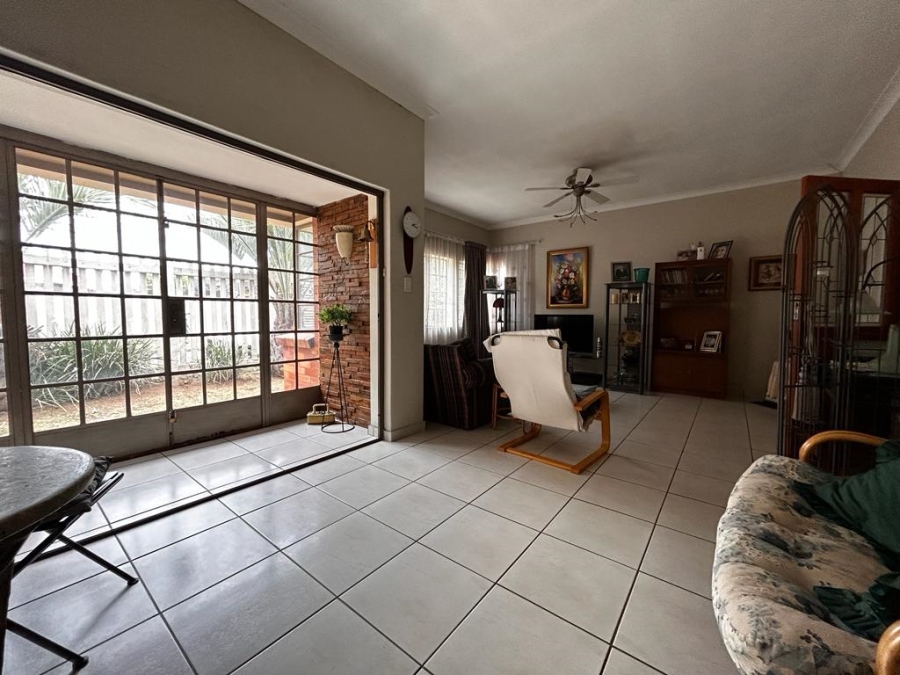 3 Bedroom Property for Sale in Towerby Gauteng