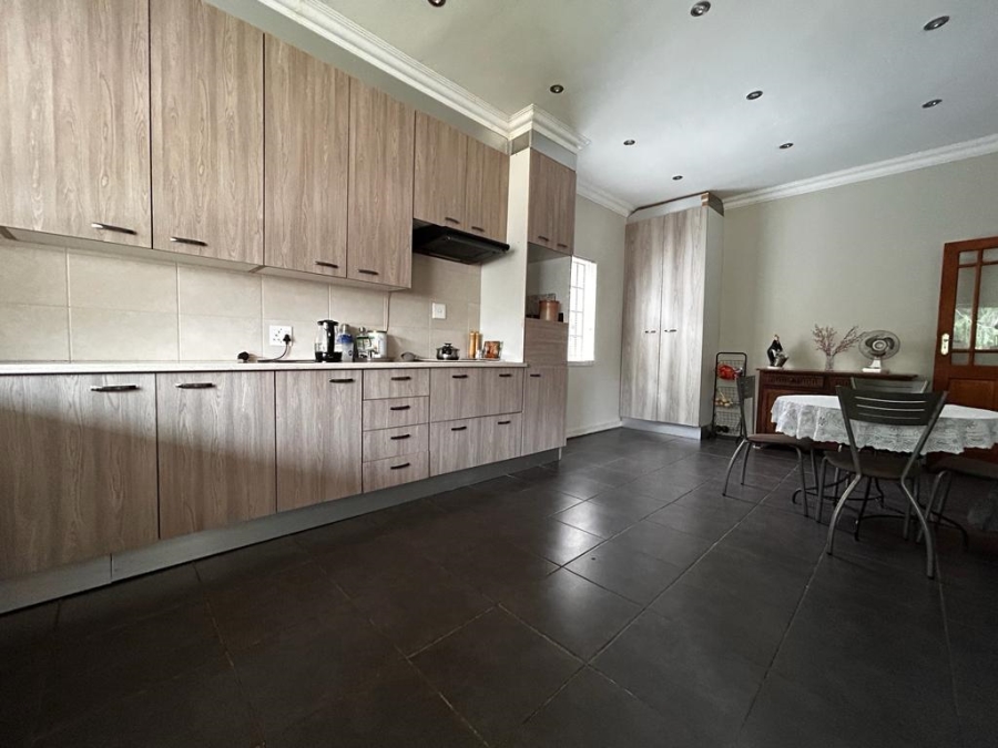 3 Bedroom Property for Sale in Towerby Gauteng