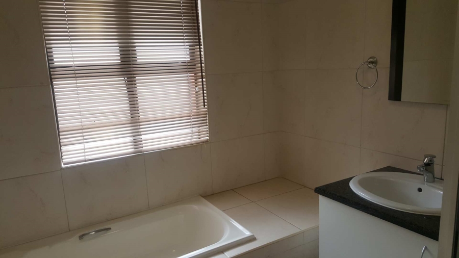 4 Bedroom Property for Sale in Zwartkop Golf Estate Gauteng