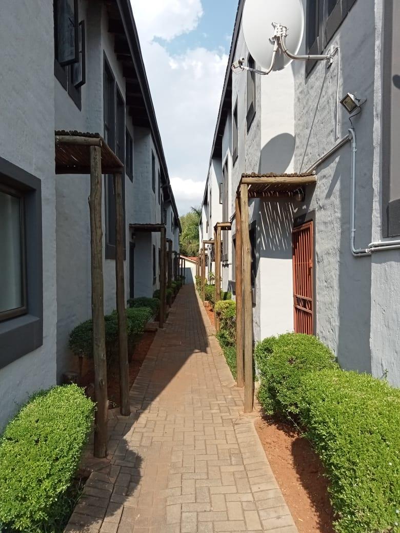 To Let 1 Bedroom Property for Rent in Pretoria North Gauteng