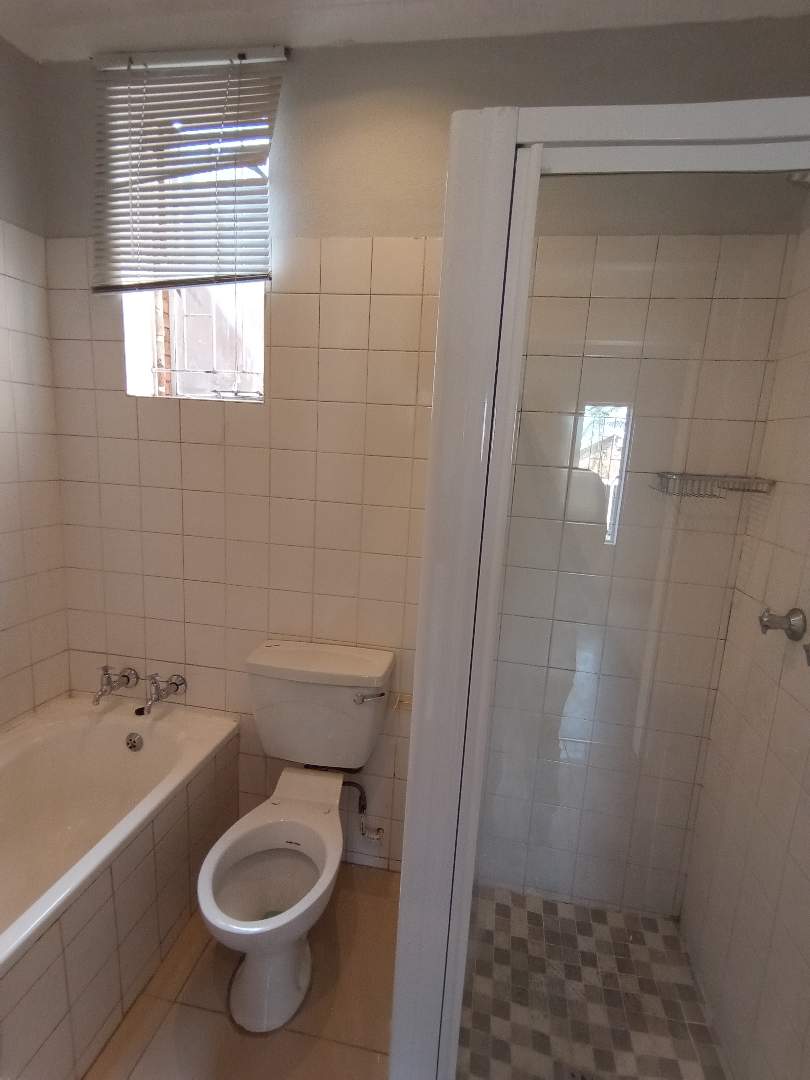 To Let 2 Bedroom Property for Rent in Norkem Park Gauteng
