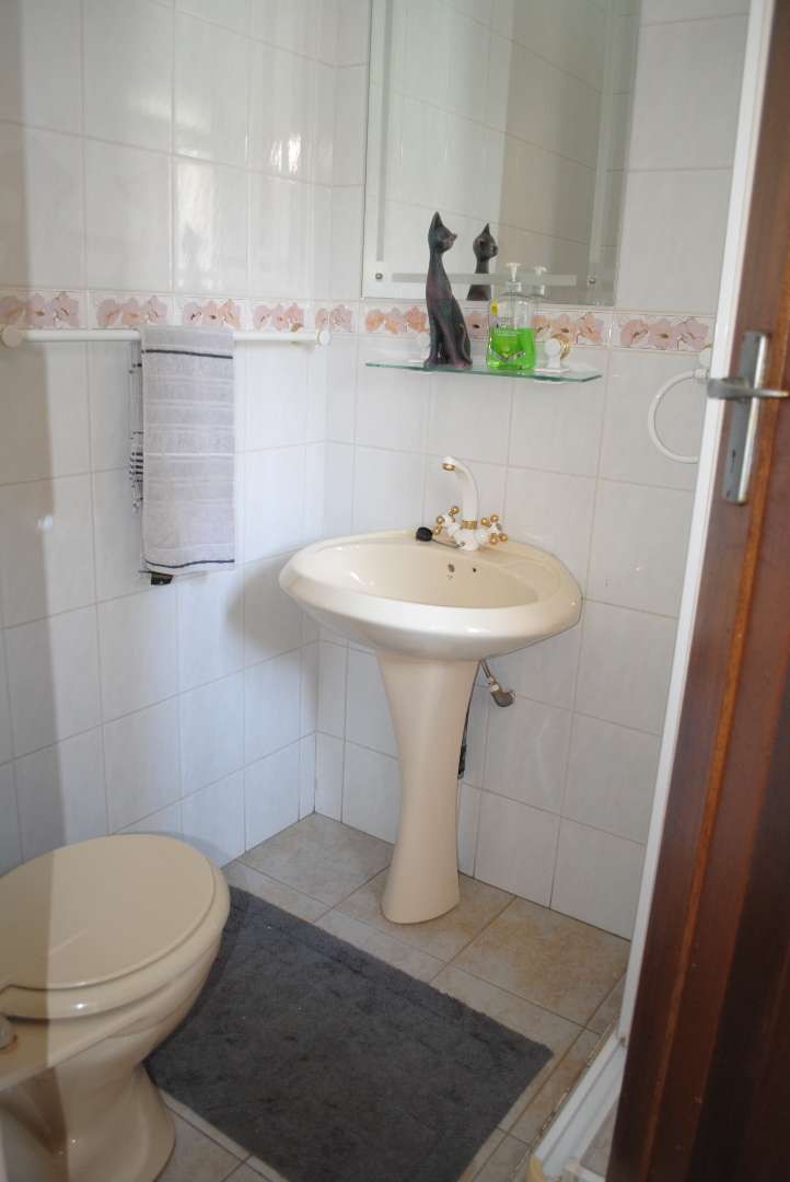 4 Bedroom Property for Sale in Golf Park Gauteng