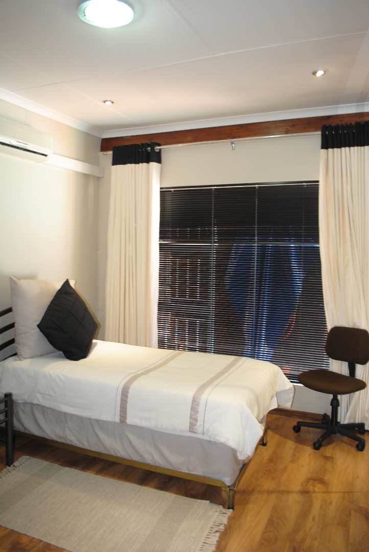 4 Bedroom Property for Sale in Golf Park Gauteng