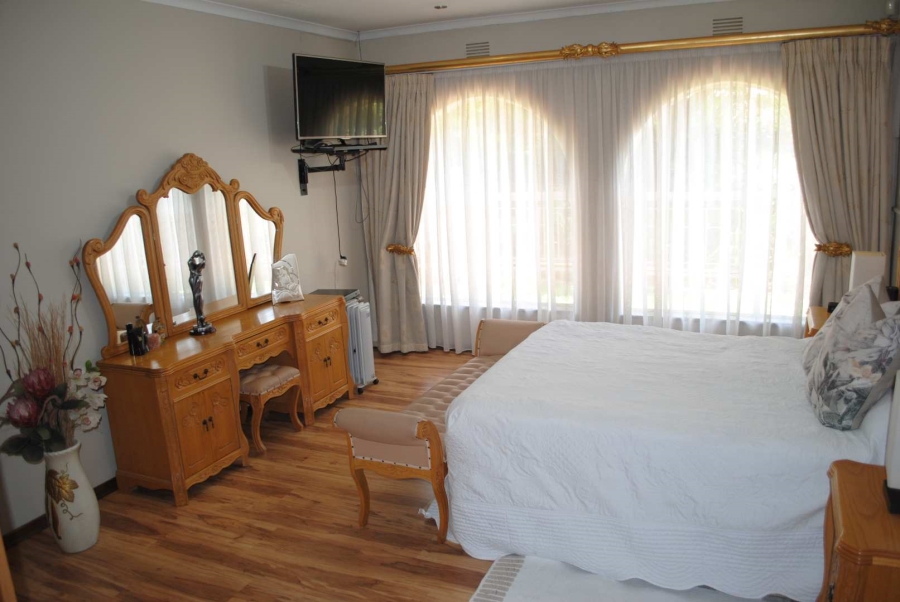 4 Bedroom Property for Sale in Golf Park Gauteng