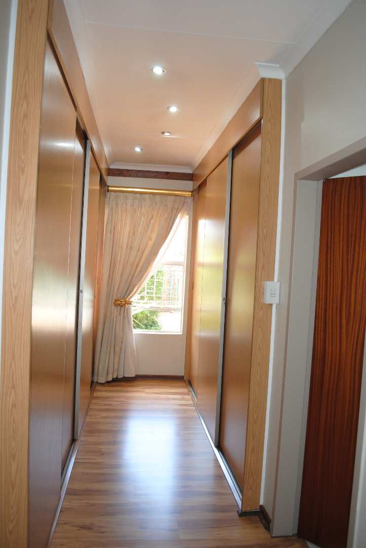 4 Bedroom Property for Sale in Golf Park Gauteng