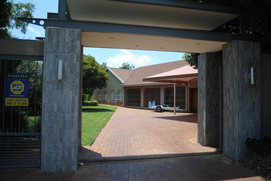 4 Bedroom Property for Sale in Golf Park Gauteng