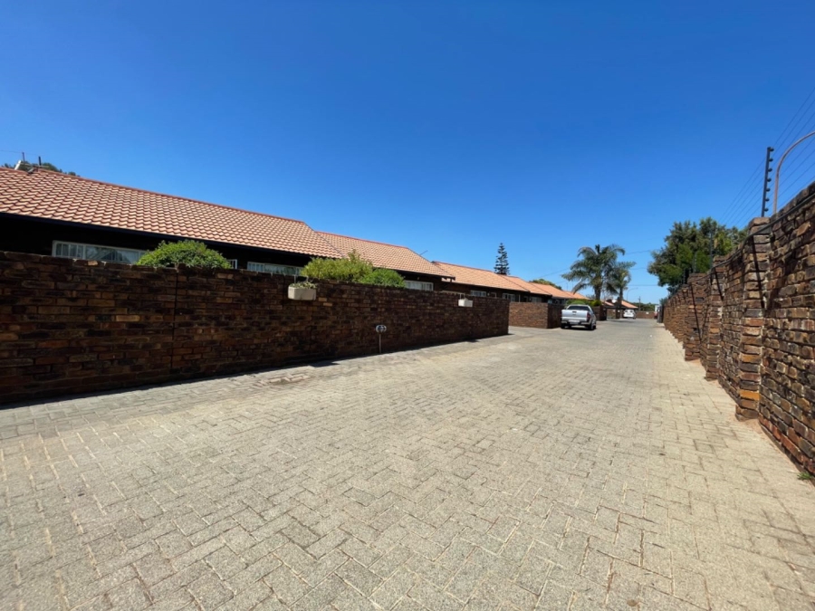 3 Bedroom Property for Sale in Terenure Gauteng
