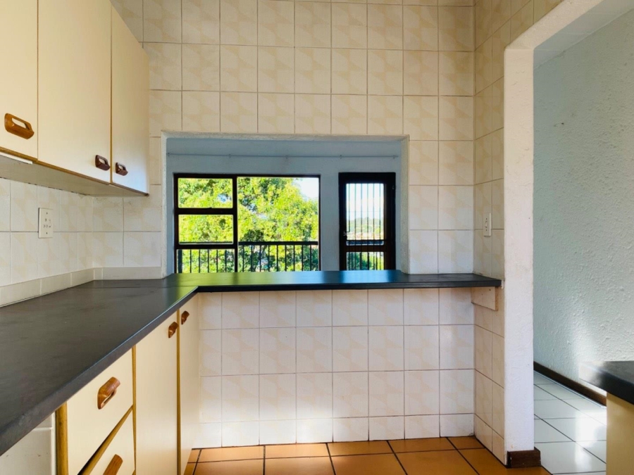 2 Bedroom Property for Sale in Little Falls Gauteng