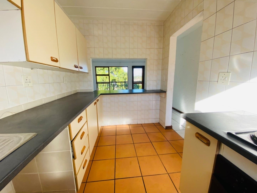 2 Bedroom Property for Sale in Little Falls Gauteng