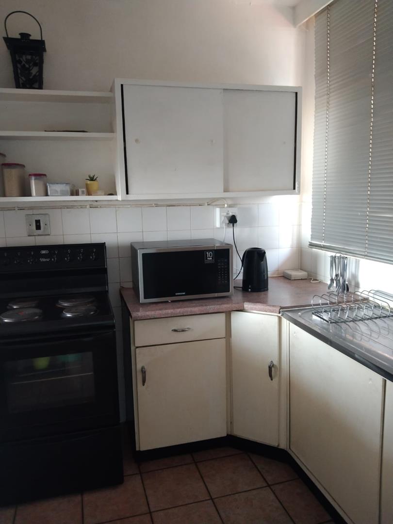 2 Bedroom Property for Sale in La Montagne Gauteng