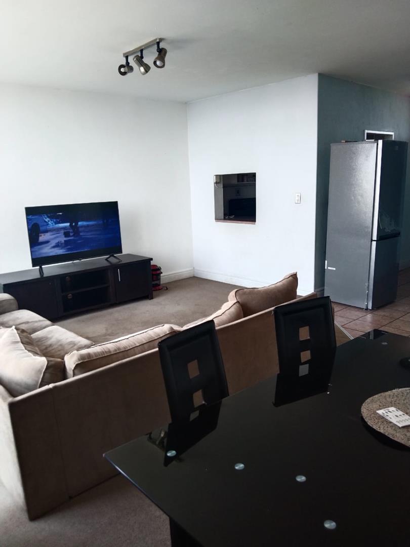 2 Bedroom Property for Sale in La Montagne Gauteng