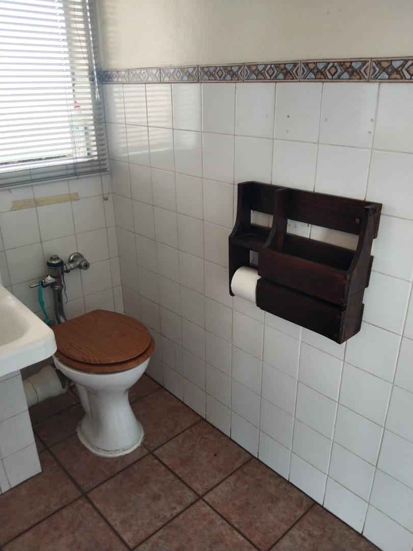 2 Bedroom Property for Sale in La Montagne Gauteng
