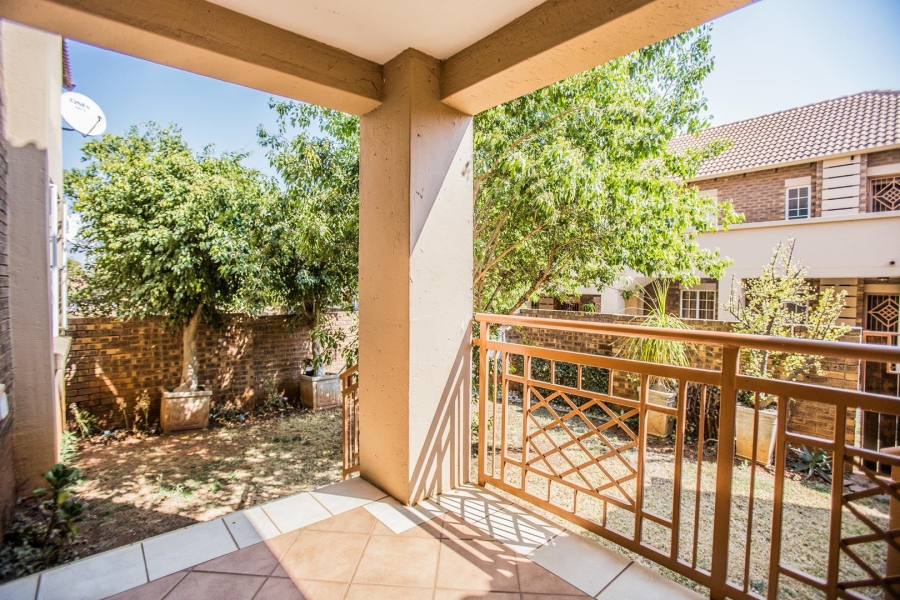 2 Bedroom Property for Sale in Mooikloof Ridge Gauteng