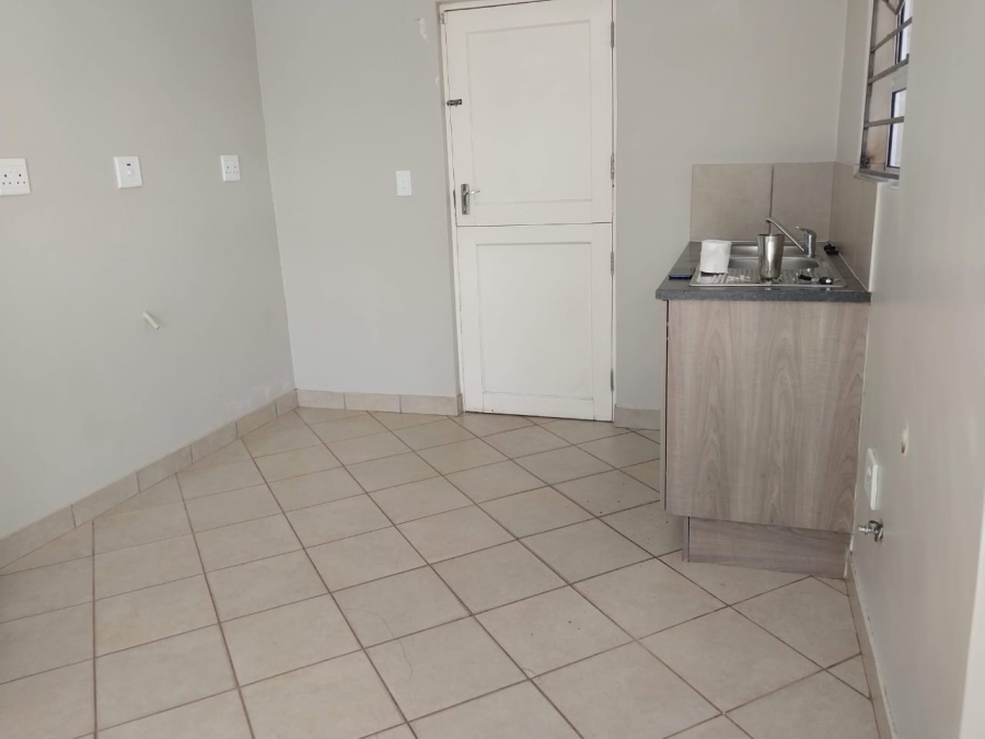To Let 3 Bedroom Property for Rent in Mahube Valley Gauteng