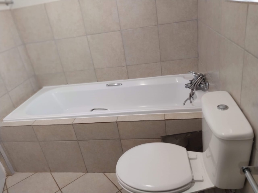 To Let 3 Bedroom Property for Rent in Mahube Valley Gauteng