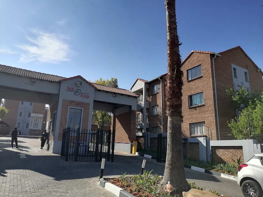 2 Bedroom Property for Sale in Vorna Valley Gauteng