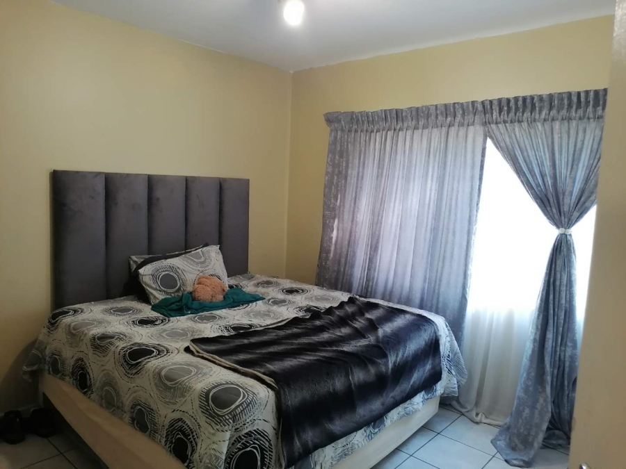 2 Bedroom Property for Sale in Vorna Valley Gauteng