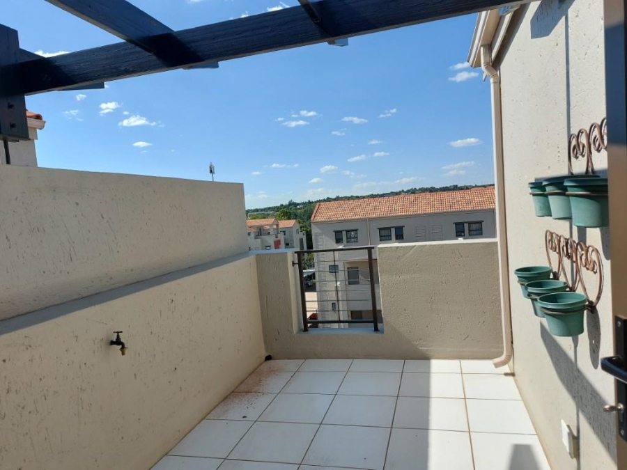 1 Bedroom Property for Sale in Lonehill Gauteng