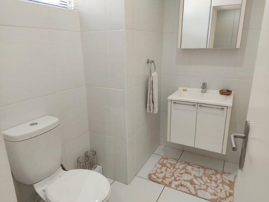 1 Bedroom Property for Sale in Lonehill Gauteng